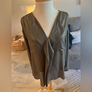 Ann Taylor NWOT Gunmetal Shimmer Blouse